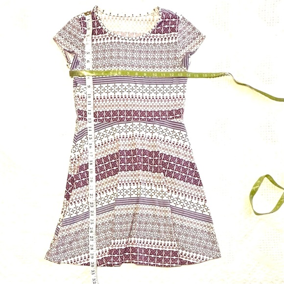5/$15💥 Girl L 10/12 Dress Patterned Casual Lightweight Spring Summer - Picture 3 of 7